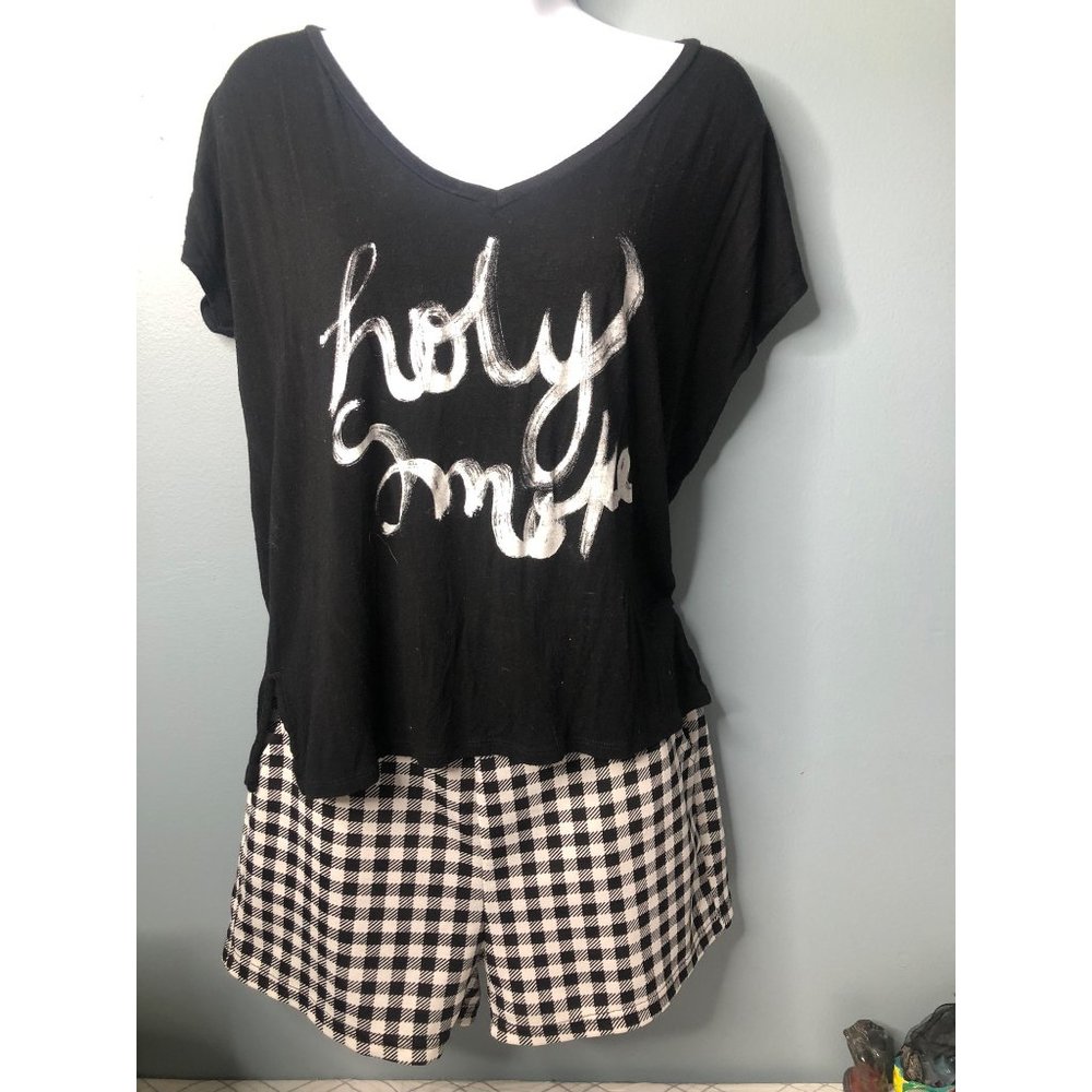 Bethany Mota small “holy smoke”